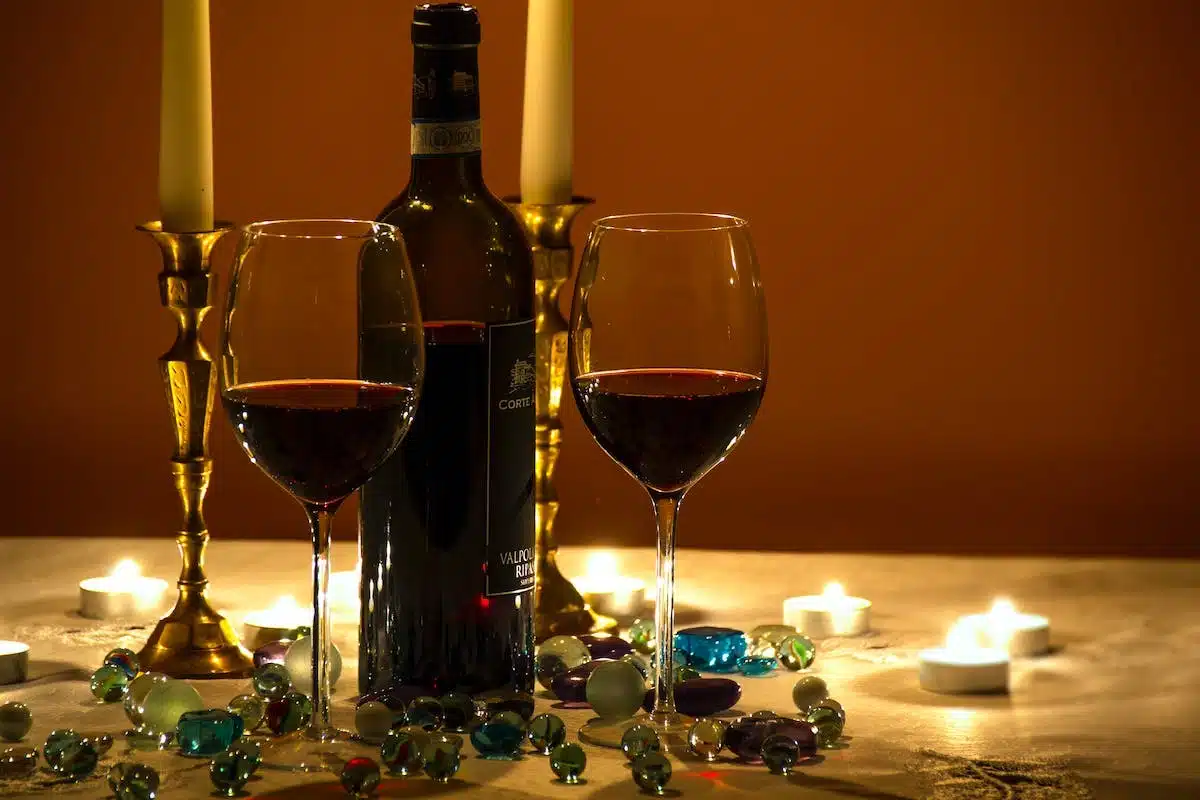 Des conseils pour choisir le vin rouge idéal pour accompagner un couscous