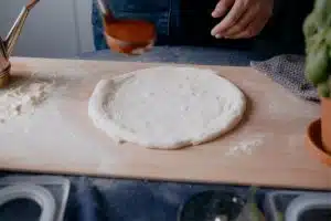 Les astuces pour réussir une délicieuse pâte à pizza maison