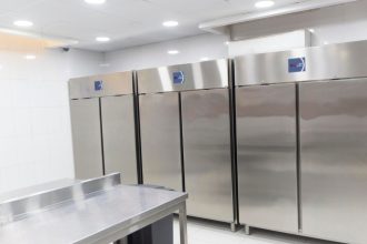 Surgélateur professionnel : ce que tout artisan glacier doit vraiment savoir